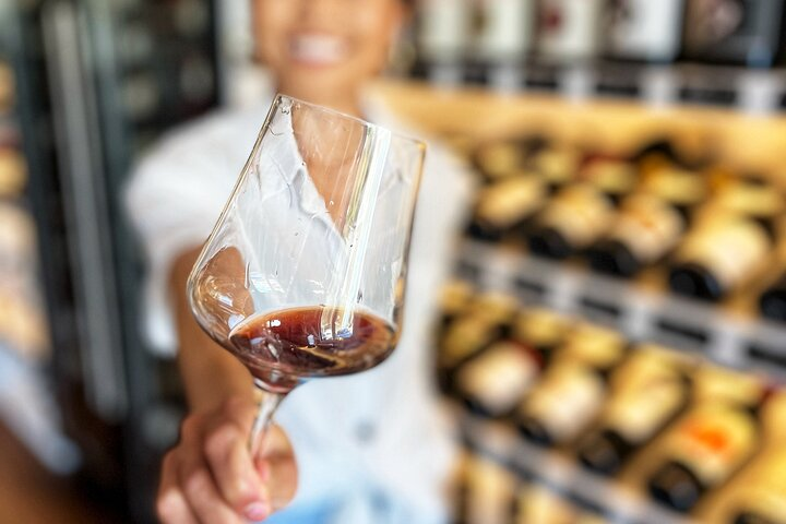 At-Home Private Wine or NA Wine Tasting Experience in Austin - Photo 1 of 8